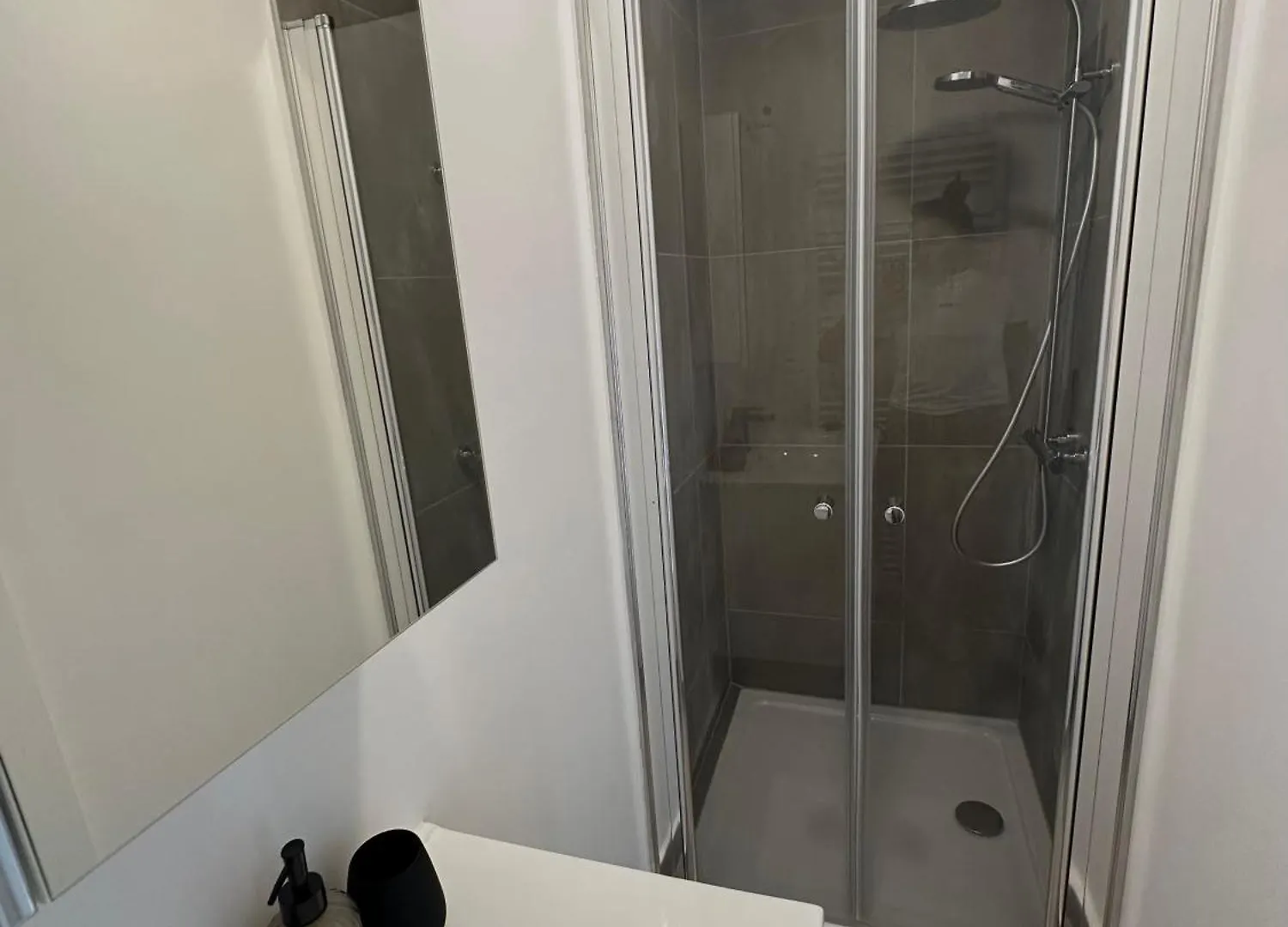 Maison Petite Pierre Apartment Antwerp Belgium